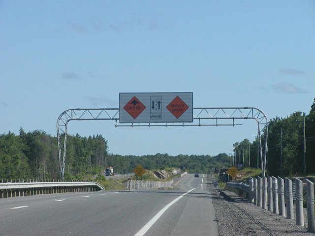 Overhead signage at the end
of Hwy 400.